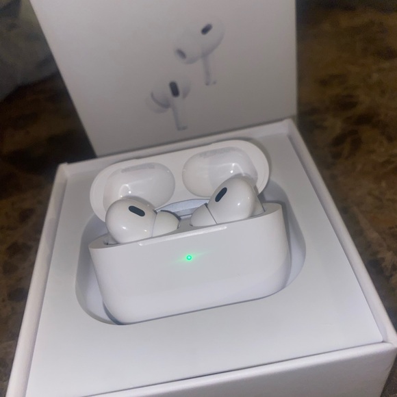 Wireless True Wireless Earbuds with Charging Case - White